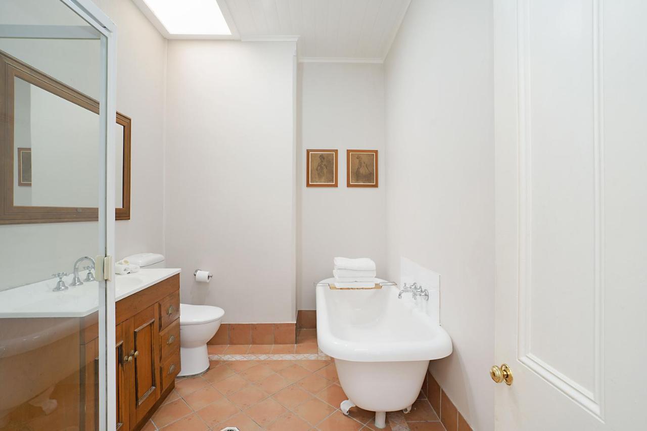 Newcastle Short Stay Accommodation - Vista Apartment エクステリア 写真