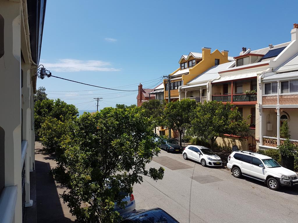 Newcastle Short Stay Accommodation - Vista Apartment エクステリア 写真